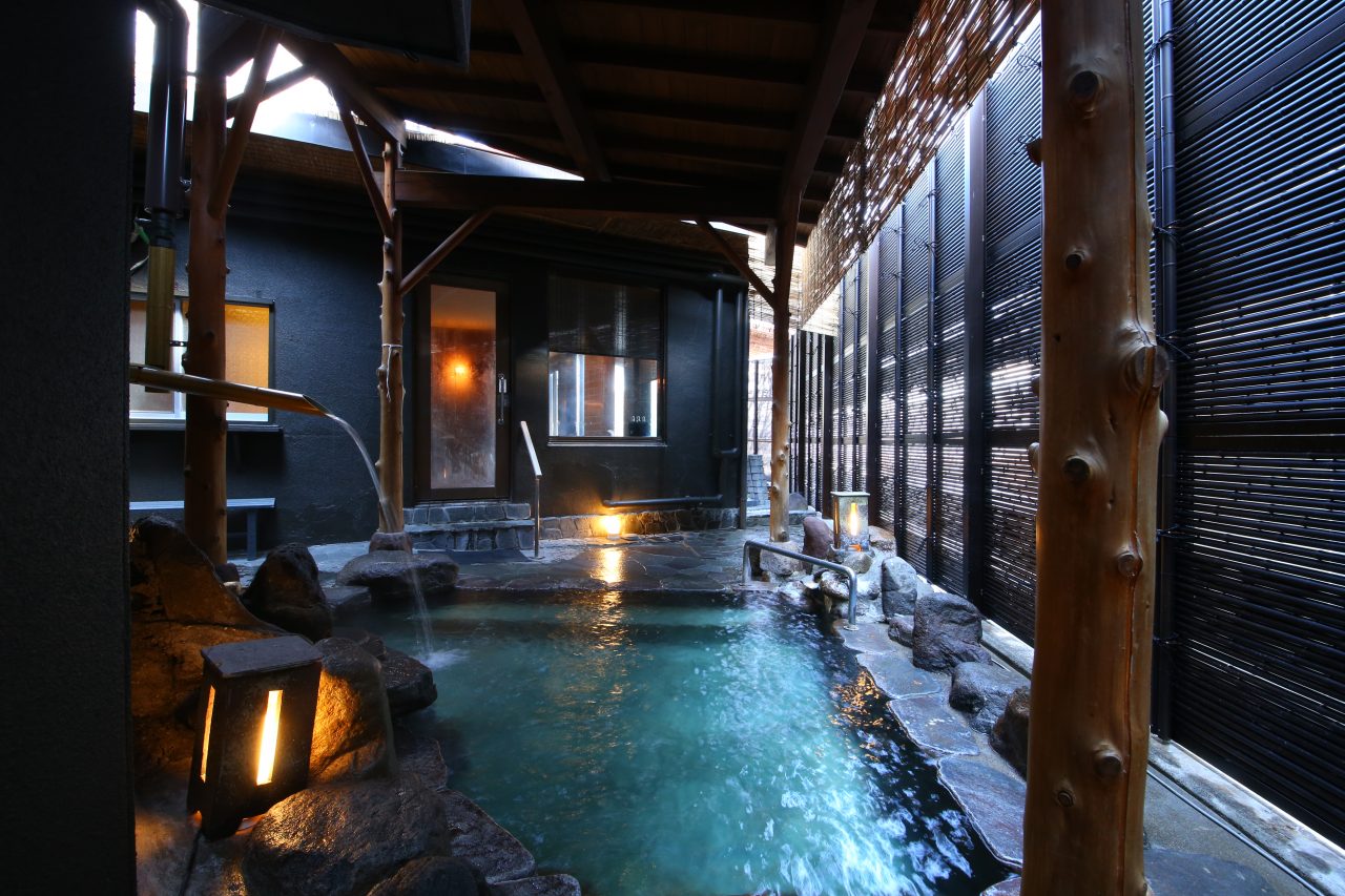 有台灣人女將的溫泉飯店＿長野上田別所溫泉上松屋＿露天溫泉