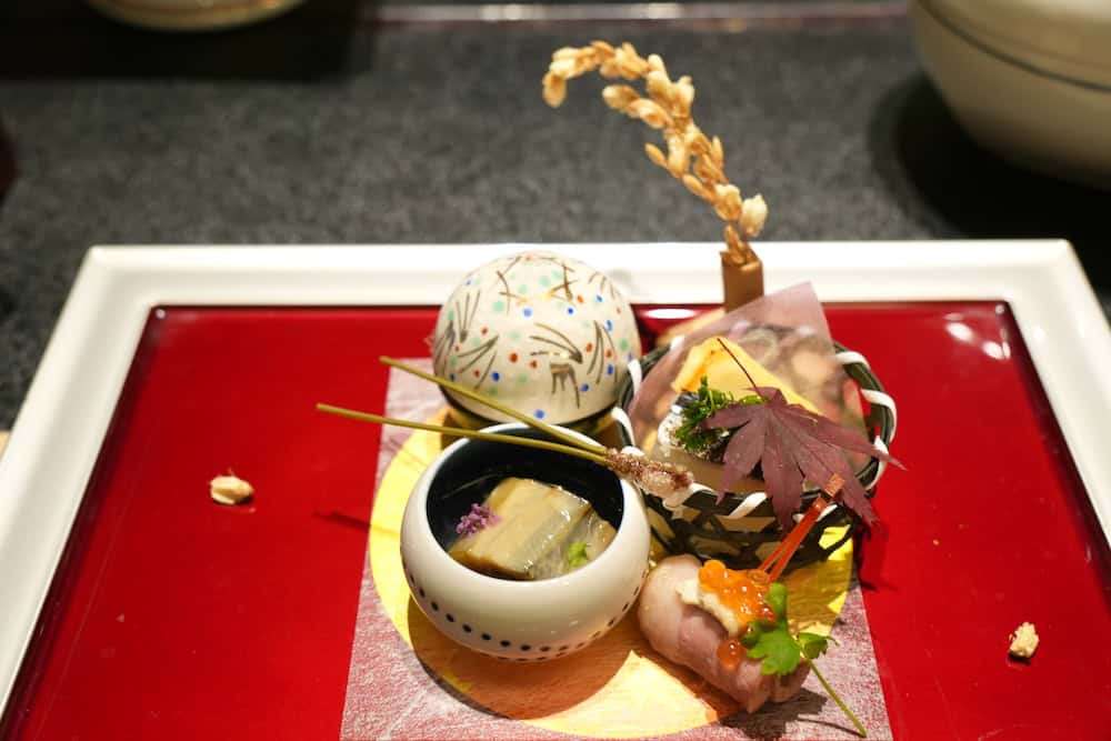 到三重菰野町體驗無敵浪漫天燈散步,在森林和超美味溫泉飯店裡療癒身心