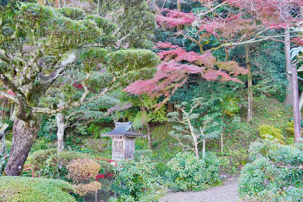 到三重菰野町體驗無敵浪漫天燈散步,在森林和超美味溫泉飯店裡療癒身心