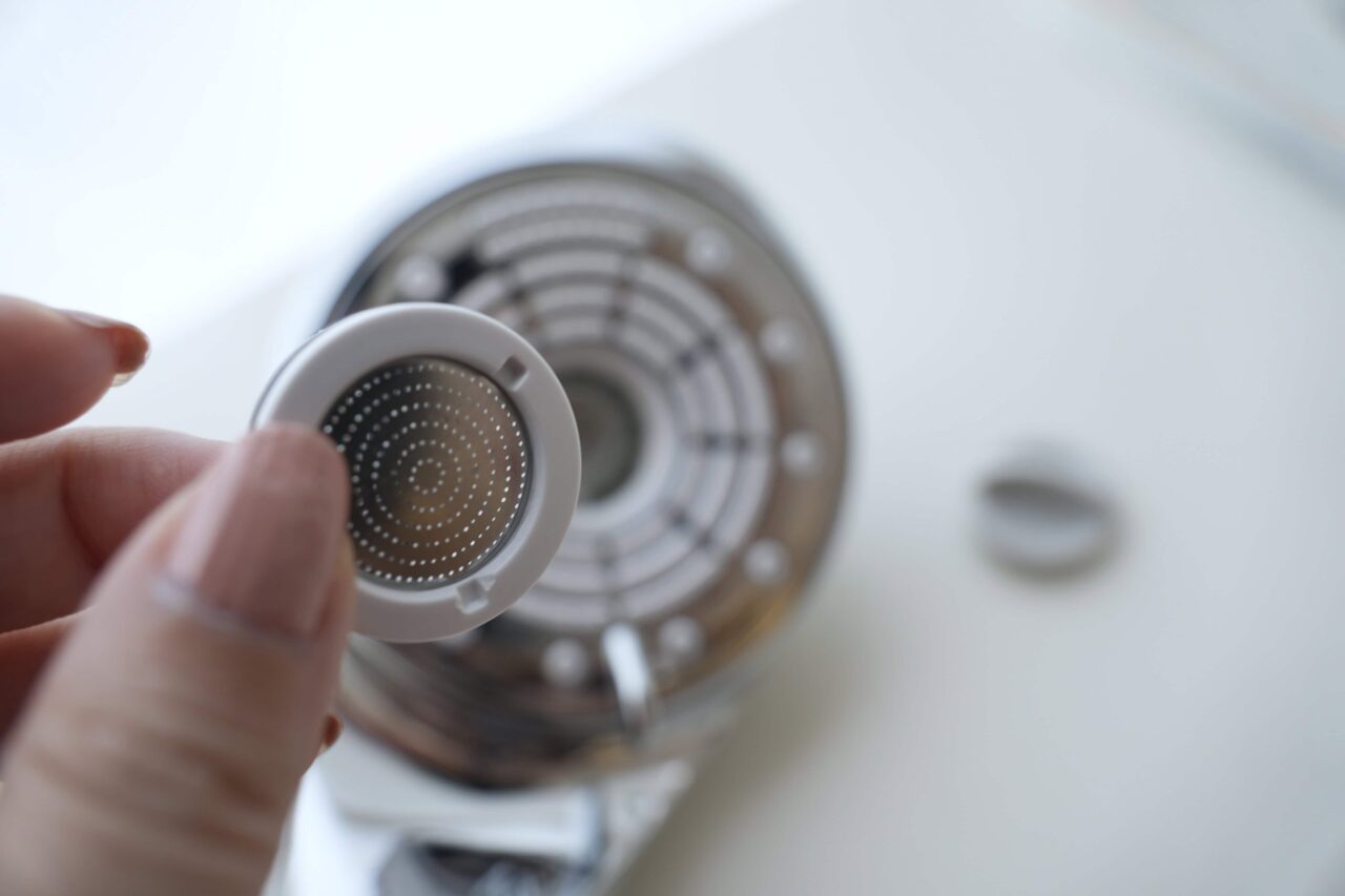 全身美肌第一步 ReFa FINE BUBBLE U微細氣泡淨膚蓮蓬頭（敏感肌/幼兒/寵物也大推！）