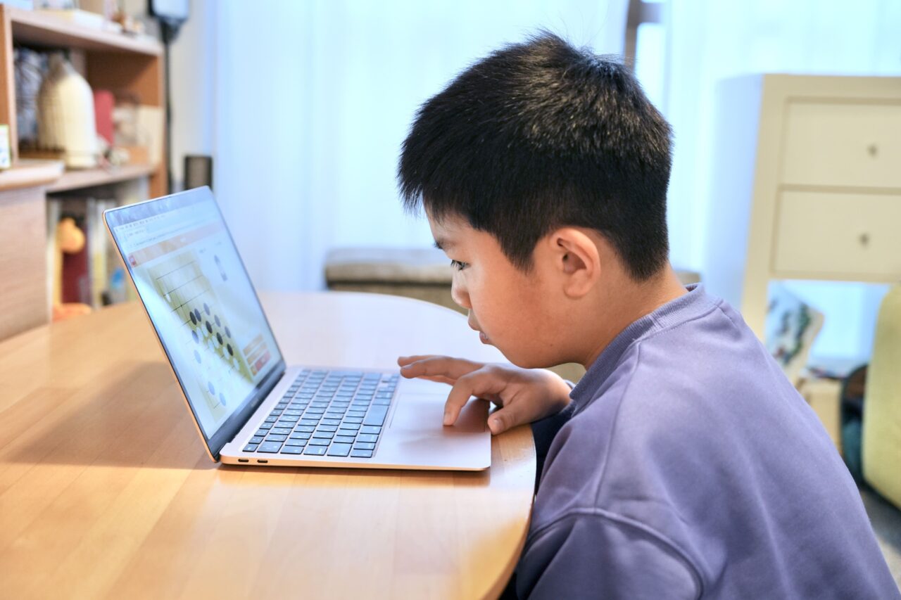 黑嘉嘉圍棋兒童基礎課